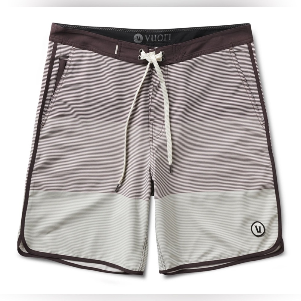 Vuori - Cruise Boardshort - Smoke Wave Stripe - 36